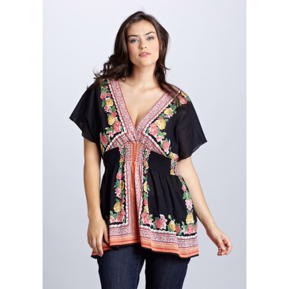 Blue Plate Plus Size Cinch V-Neck Top